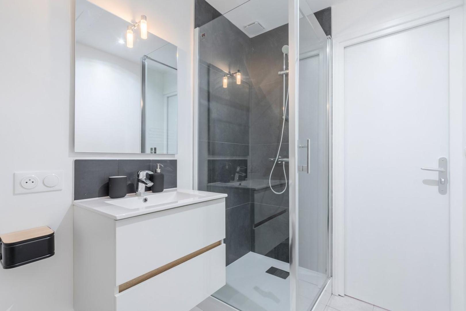 Bright 3-Bedroom 2-Bathroom Flat 里尔 外观 照片