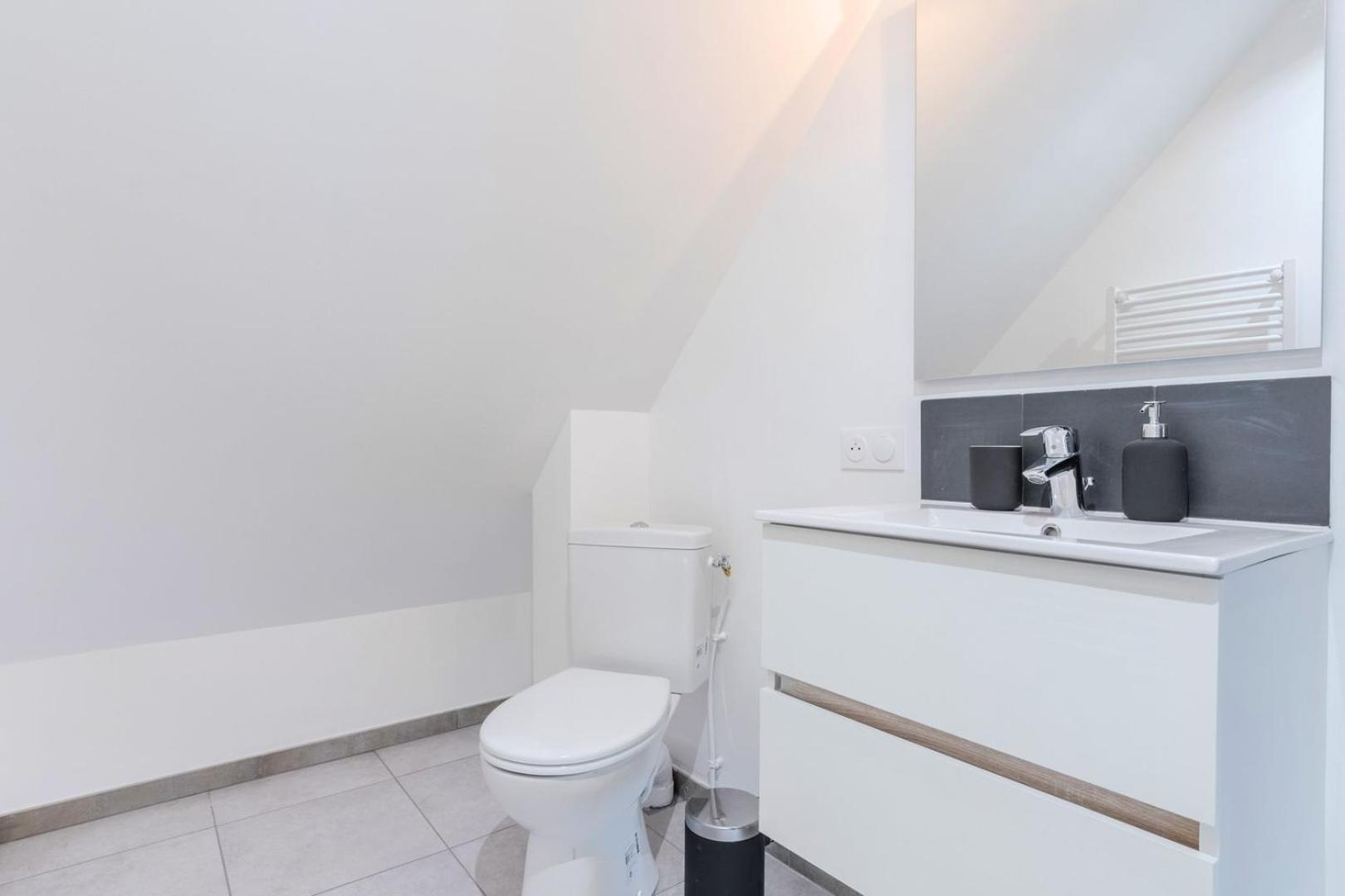 Bright 3-Bedroom 2-Bathroom Flat 里尔 外观 照片