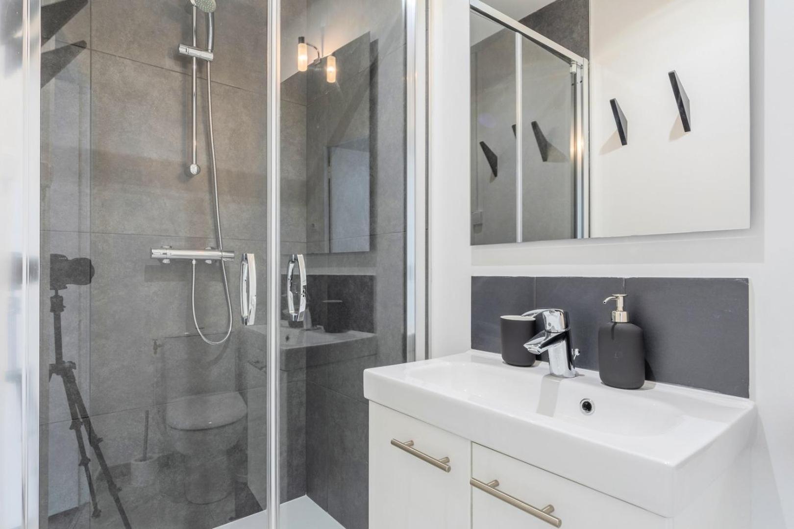 Bright 3-Bedroom 2-Bathroom Flat 里尔 外观 照片